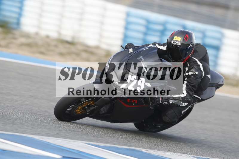 /Archiv-2024/01 26.-28.01.2024 Moto Center Thun Jerez/Gruppe gruen-green/229